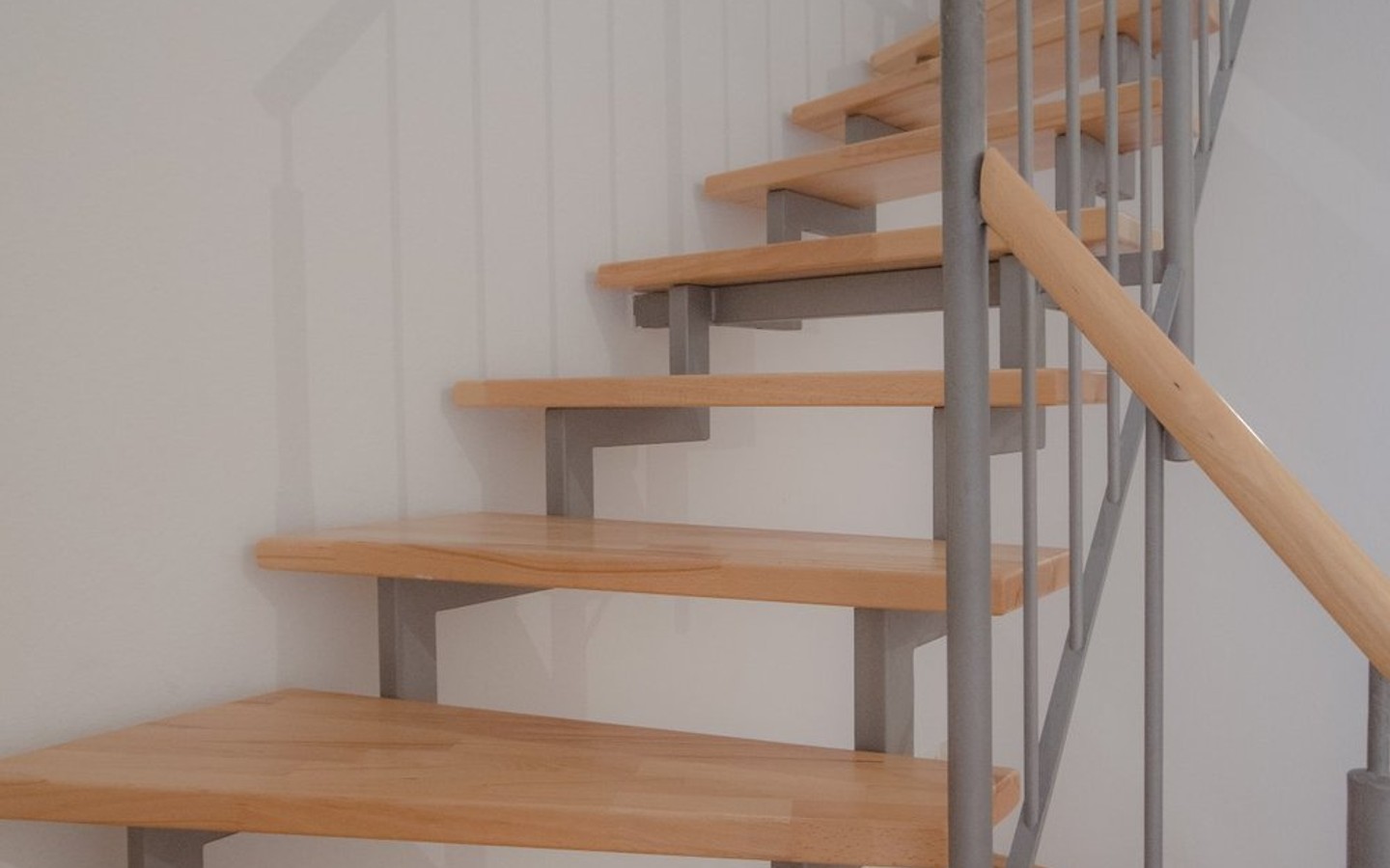 Treppe - Attraktive Maisonettewohnung mit Terrasse und Garten - ideal für eine kleine Familie