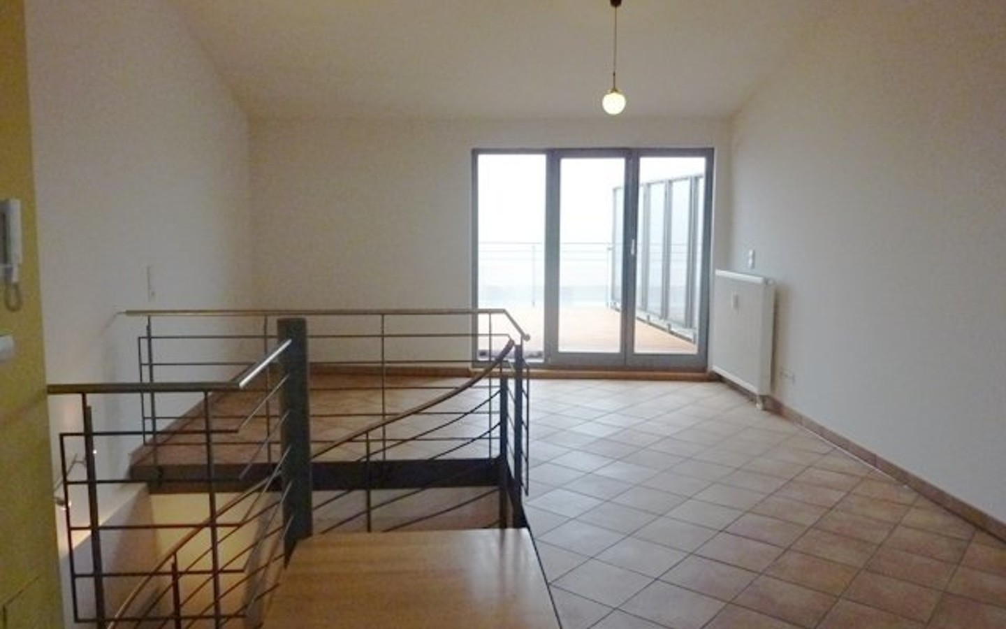 Wohnbereich - Charmates Kleinod in HD - Handschuhsheim: moderne 2 Zimmermaisonettwohnung mit großer Dachterrasse