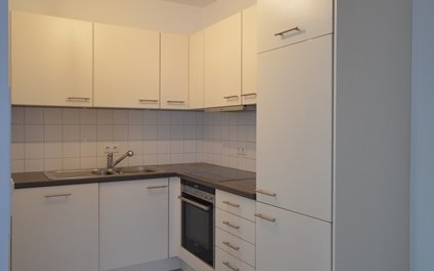 Küche - Moderne 2 Zimmerwohnung im Wohnpark "Cubus"