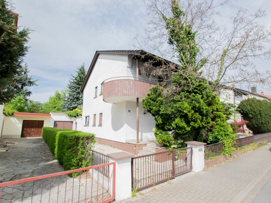 Bevorzugte Lage: Doppelhaushälfte mit Garten in der Schwetzinger Oststadt - Ihr Immobilienmakler in Schwetzingen
