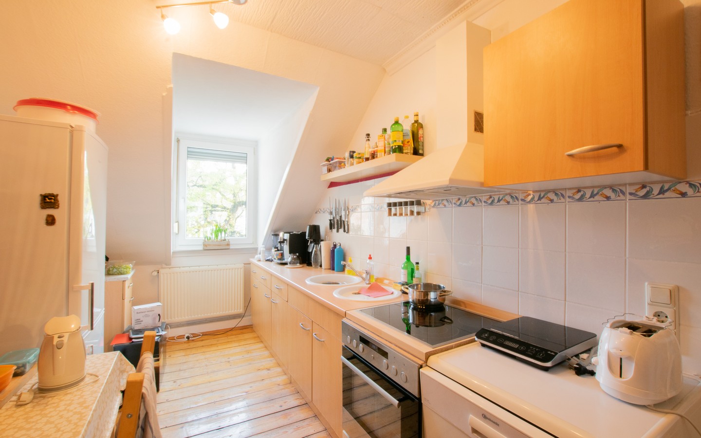 Küche 3.OG - Seltene Gelegenheit: Tolles Mehrfamilienhaus mit Flair in der Weststadt
