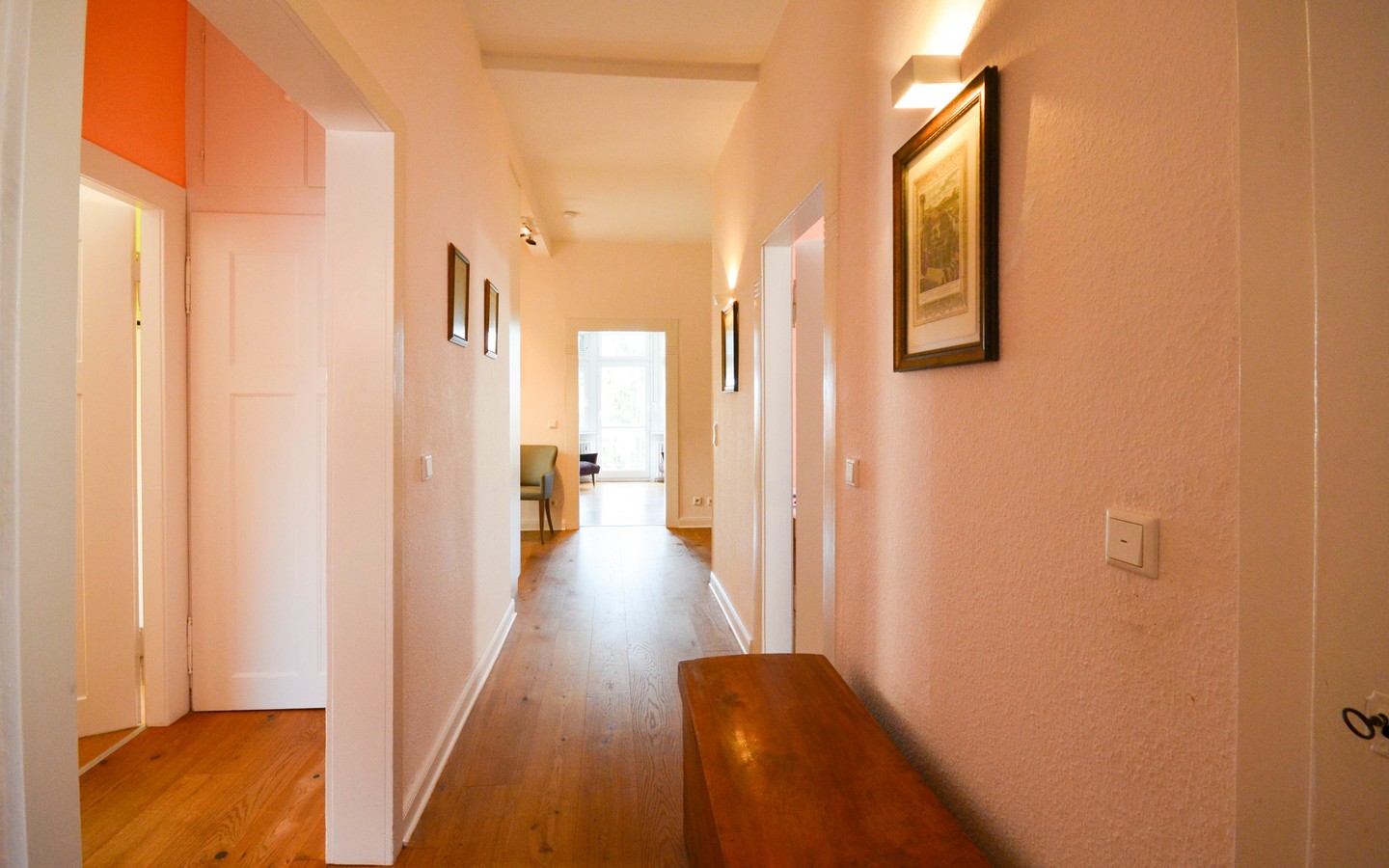 Flur - Traumhaft schöne Fünfzimmerwohnung in Heidelberg-Neuenheim