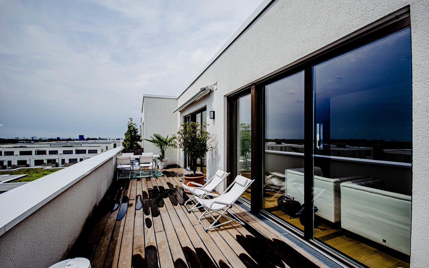 Terrasse - Ein Hauch von Luxus:
Imposante Penthouse Wohnung mit vielen Extras