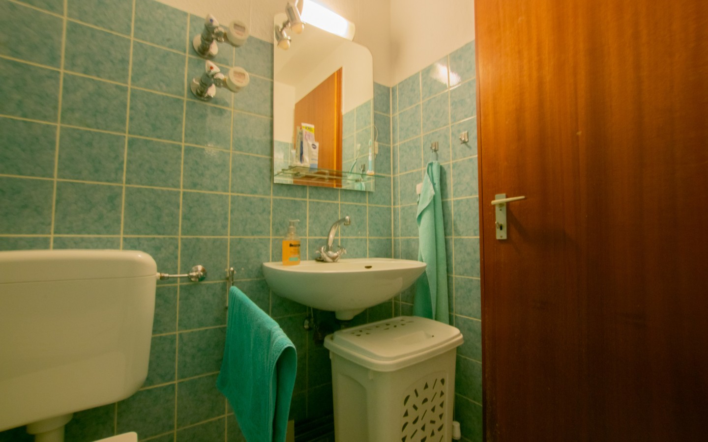 Badezimmer - HD-Handschuhsheim: 1-Zimmer-Wohnung mit Keller und Stellplatz in logistisch sehr geschickter Lage