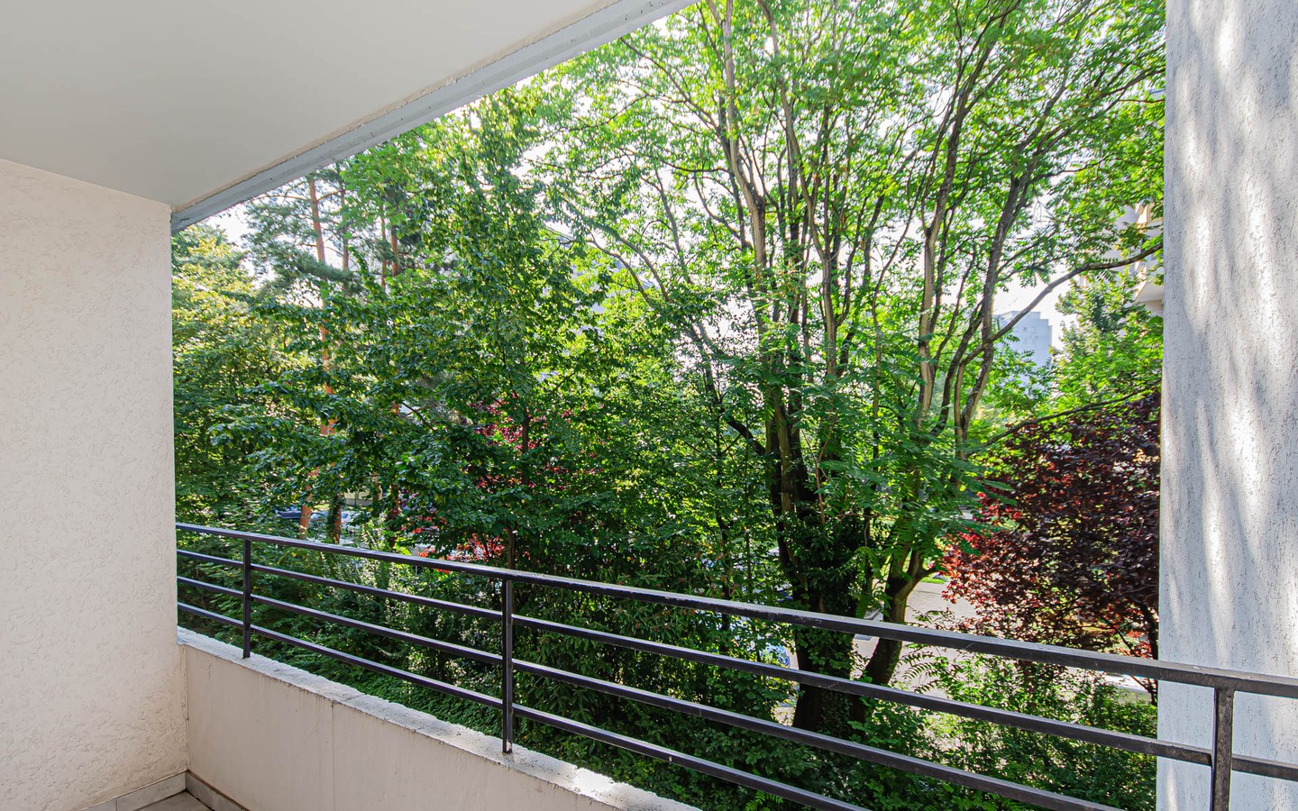 Balkon - Bezugfreies hochwertig saniertes Einzimmerappartement mit Südbalkon