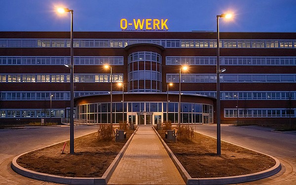 O-WERK-image (1).png
				