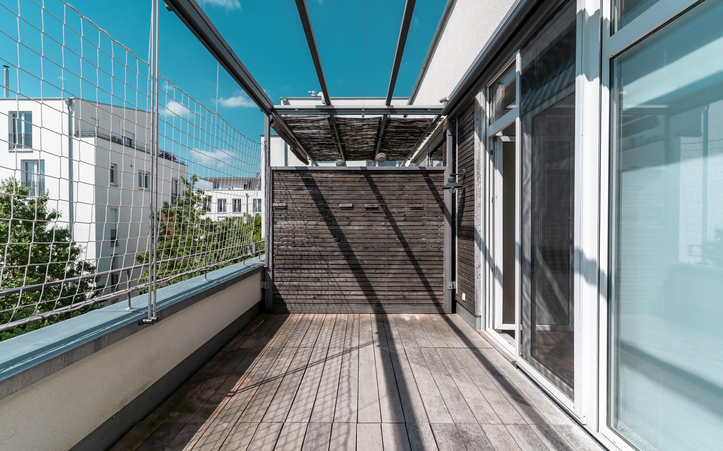 Dachterrasse - Grün, urban und freundlich: Bezugsfreies Reihenhaus mit Garten und Dachterrasse im Quartier am Turm