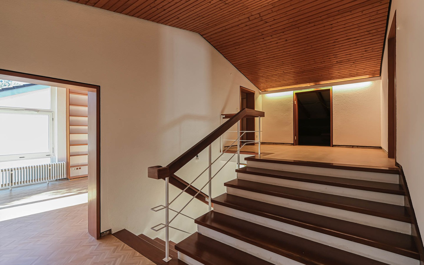 Treppenaufgang DG - Ein Kleinod in Kleingemünd – Großzügiges Einfamilienhaus mit tollem Garten