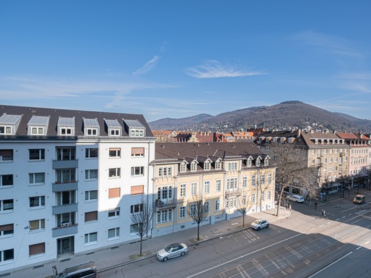 Gepflegte 2 ZKB mit TG-Stellplatz in absolut zentraler Lage in Bergheim - Ihr Immobilienmakler in Heidelberg