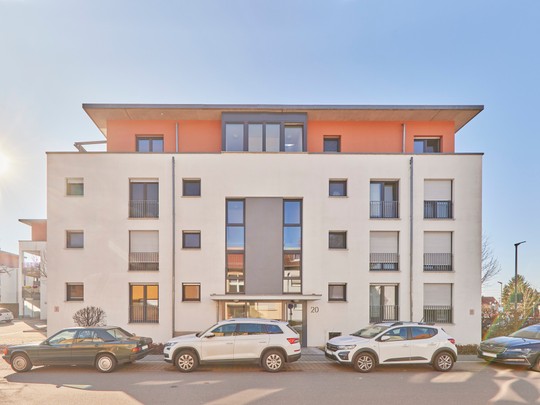 Modern und barrierefrei wohnen in Schriesheim: 3-Zimmer-EG-Wohnung mit Garten und 2 Stellplätzen - Ihr Immobilienmakler in Schriesheim