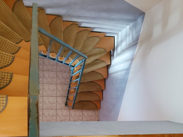 Treppe-Mietwohnung-immoHAL