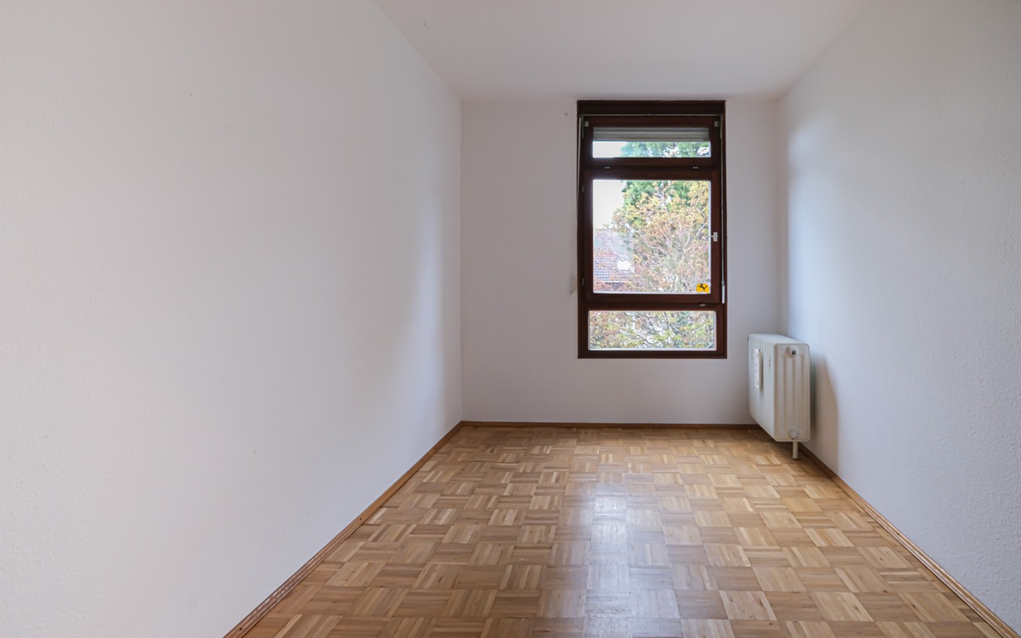 Zimmer - Hirschberg-Großsachsen: Gemütliches Reihenmittelhaus in ruhiger und bevorzugter Wohnlage