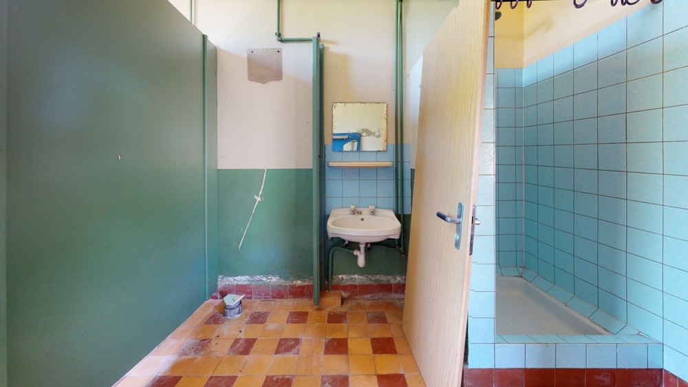 Paul-Korff-Strae-Bathroom(7)
				