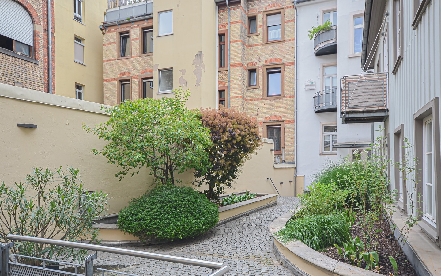 Weg zur Wohnung - Charmante Zweizimmerwohnung in der Heidelberger Fußgängerzone