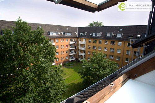 Ausblick Innenhof - Dachgeschoss Appartement in Köln-Weidenpesch