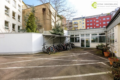 Innenhof mit Fahrradstellplatz - Appartement in Köln-Neustadt-Nord