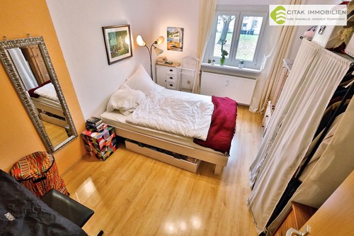 Schlafzimmer Bild 3 - 2 Zimmer Wohnung in Köln-Mauenheim
				