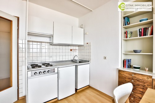 Küchenbereich - 1 Zimmer Wohnung in Köln-Sülz
				