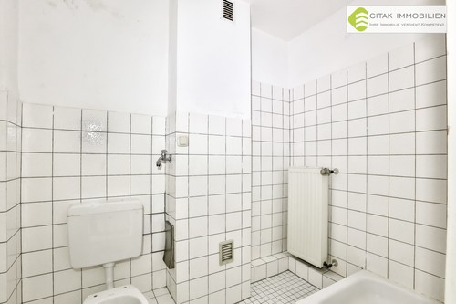 Badezimmer Bild 2 - 2 Zimmer Wohnung in Köln-Neuehrenfeld
				