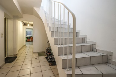 Kellergeschoss-Treppenhaus