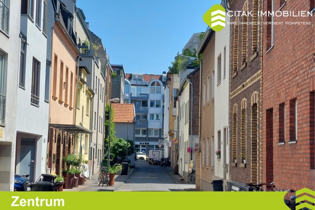 Sie suchen nach einem Immobilienmakler für Köln-Rodenkirchen der Ihr Haus oder Eigentumswohnung sicher und stressfrei verkaufen kann?