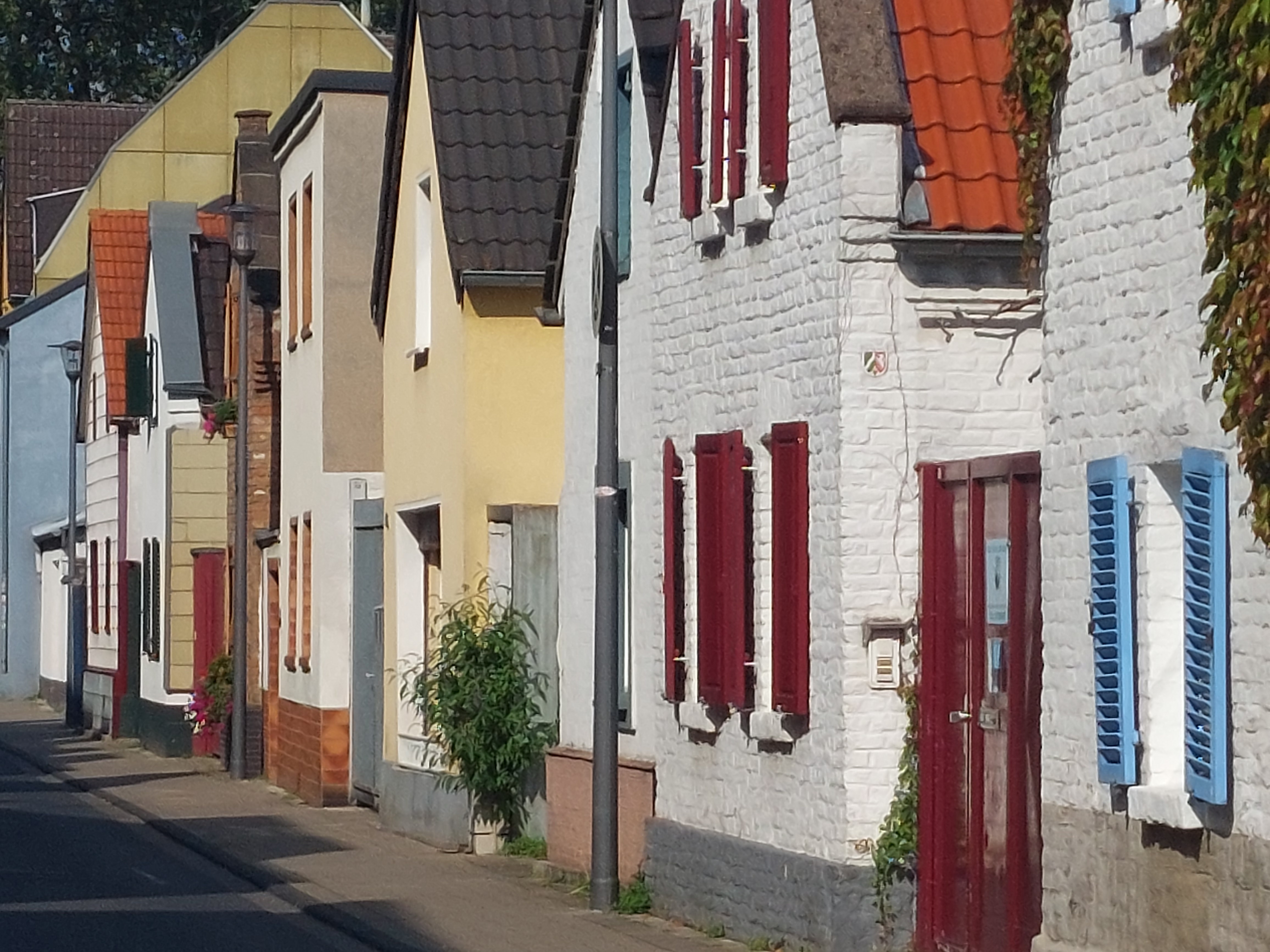 Sie suchen nach einem Immobilienmakler für Köln-Bickendorf der Ihr Haus oder Eigentumswohnung sicher und stressfrei verkaufen kann?