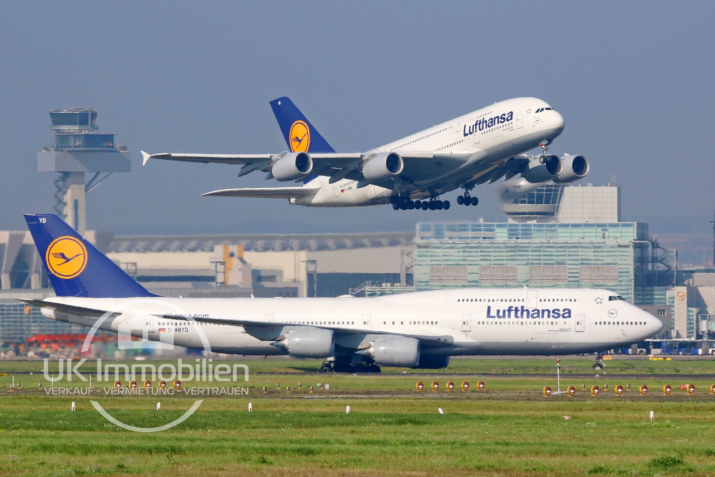 Immobilienmakler-Frankfurt-Airport-Boeing747Max-und-Airbus-A380-800-der-Lufthansa.jpg