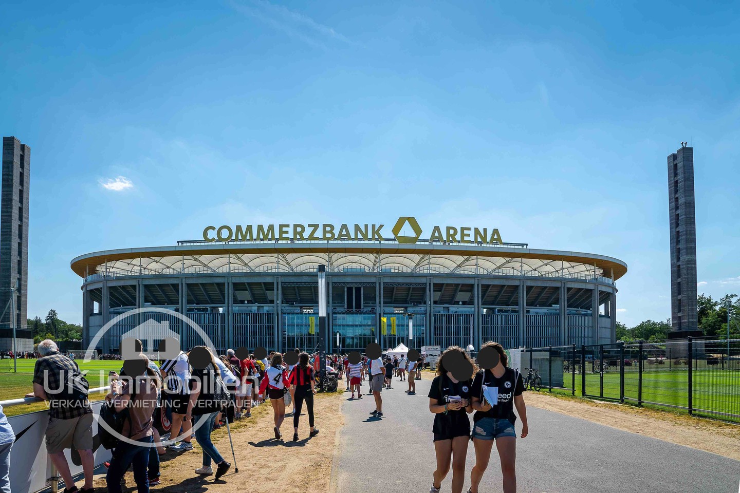 Immobilienmakler-Frankfurt-Niederrad-Waldstadion-ehemalige-Commerzbank-Arena-Moerfelder-Landstraße.jpg