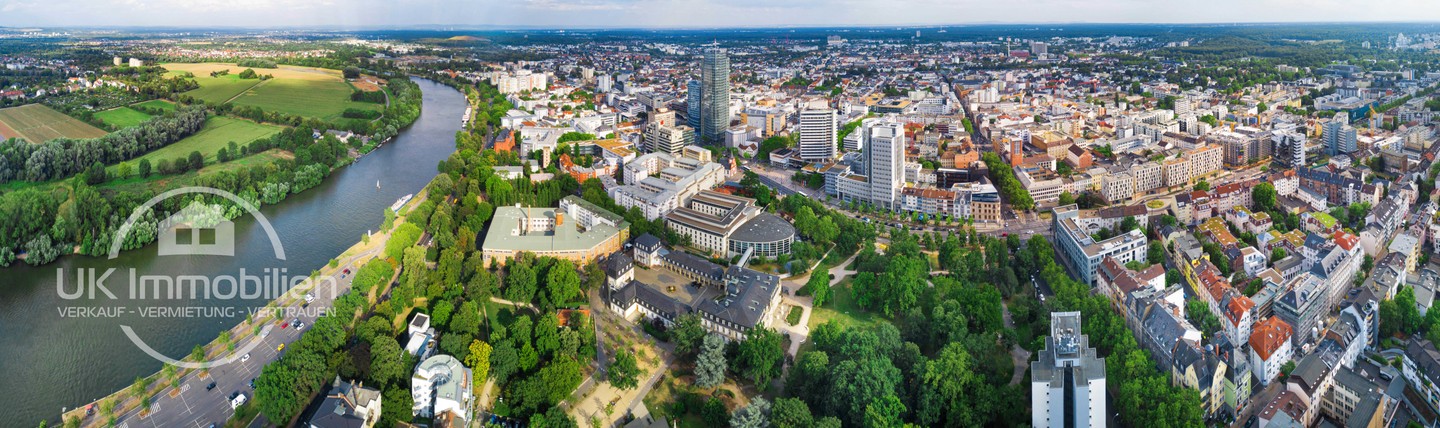 Immobilienmakler-Offenbach-Mainufer-Buesingpark-Buesingpalais-CIty-Tower-Offenbach-Mainstraße-Isenburger-Schloß.jpg
