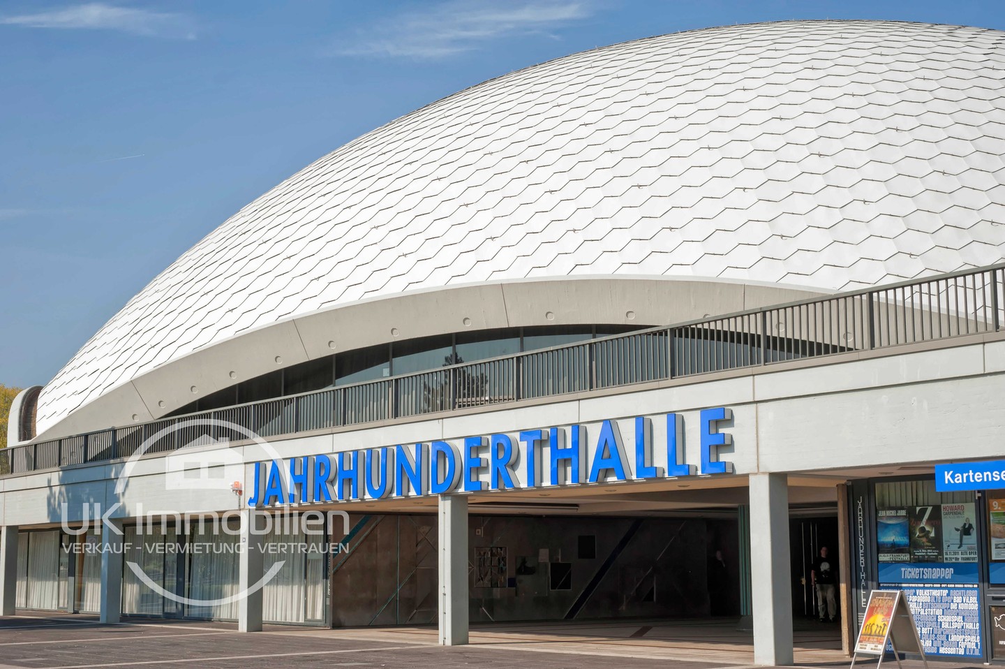 Immobilienmakler-Frankfurt-Unterliederbach-Kuppelsaal-Jahrhunderthalle-Jahrhunderthalle-Pfaffenwiese.jpg