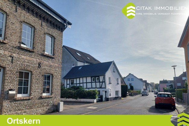 Sie suchen nach einem Immobilienmakler für Köln-Westhoven der Ihr Haus oder Eigentumswohnung sicher und stressfrei verkaufen kann?
