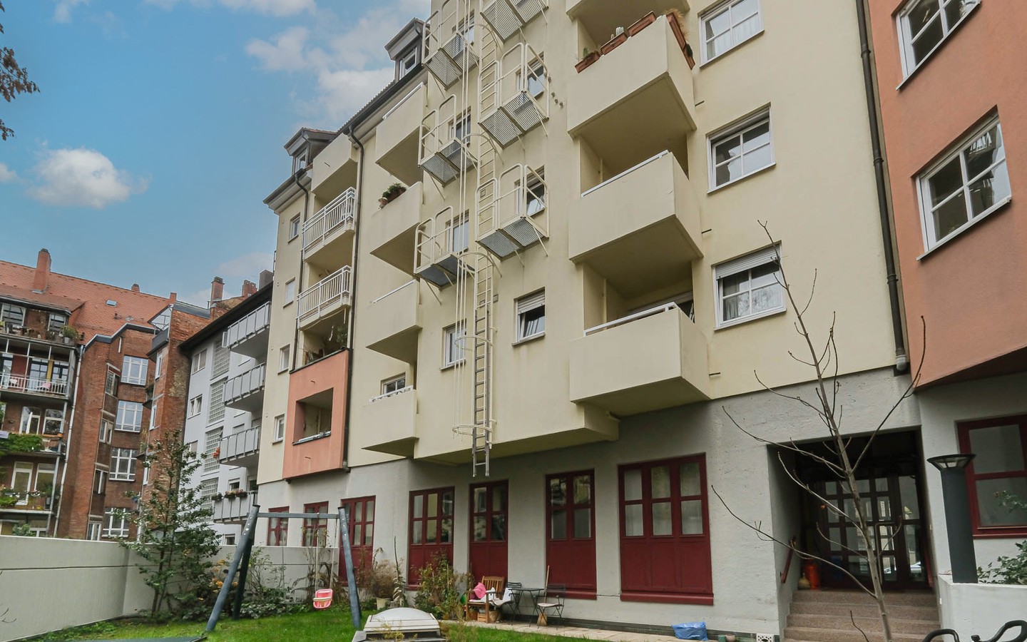 DSCF8123-Himmel - HD-Weststadt: Gepflegte Zweizimmerwohnung mit Balkon in zentraler Lage