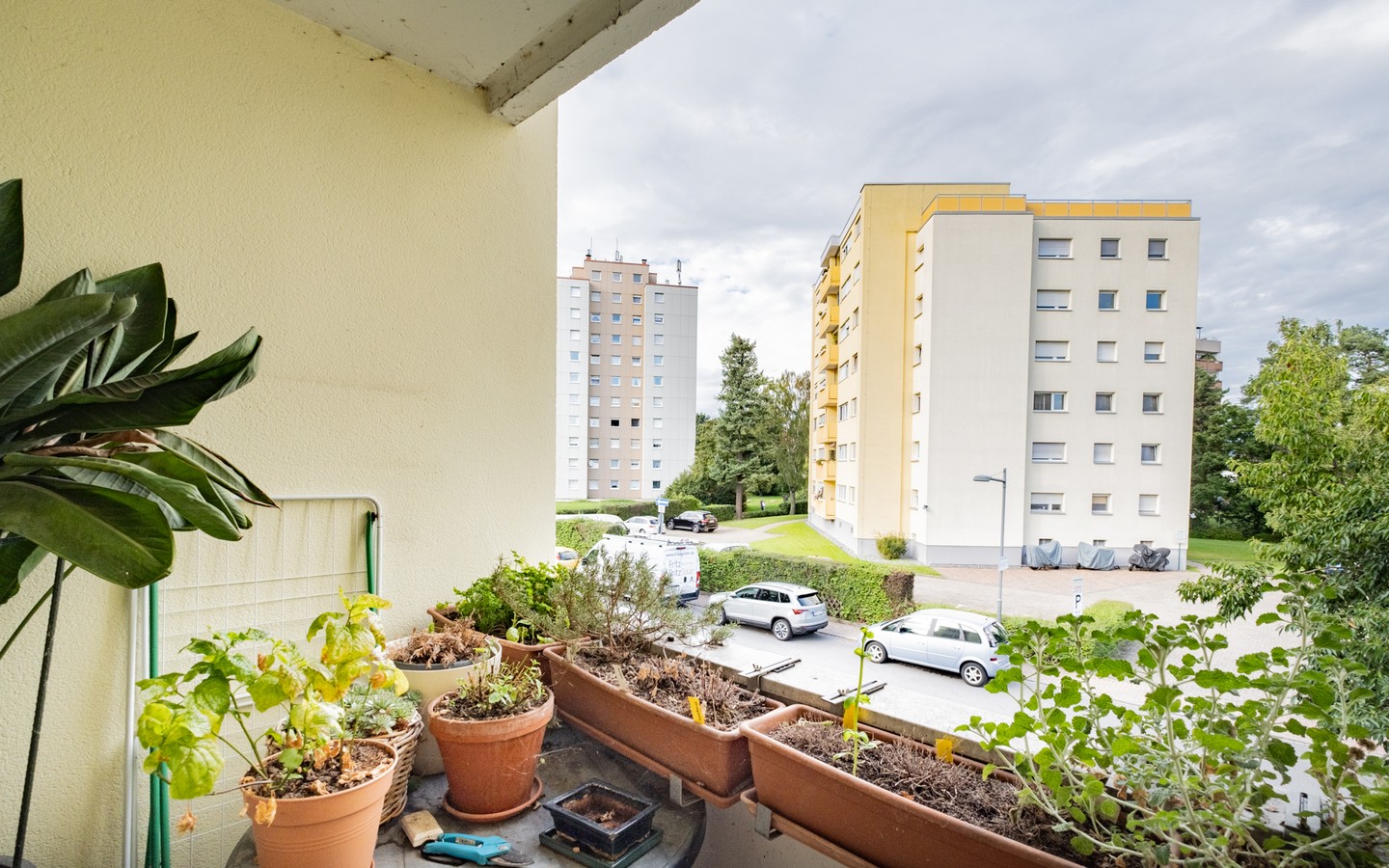 Loggia  - Eppelheim auf günstigem Erbpachtgrundstück: vermietete 2-Zimmer-Wohnung mit Stellplatz