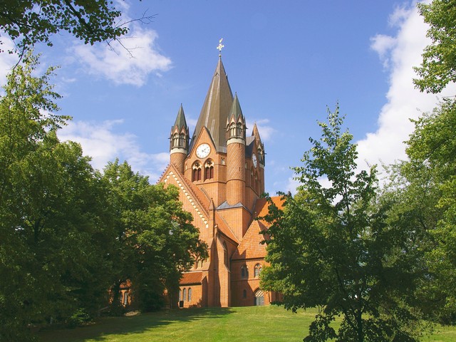 Pauluskirche Sommer 17719 immoHAL