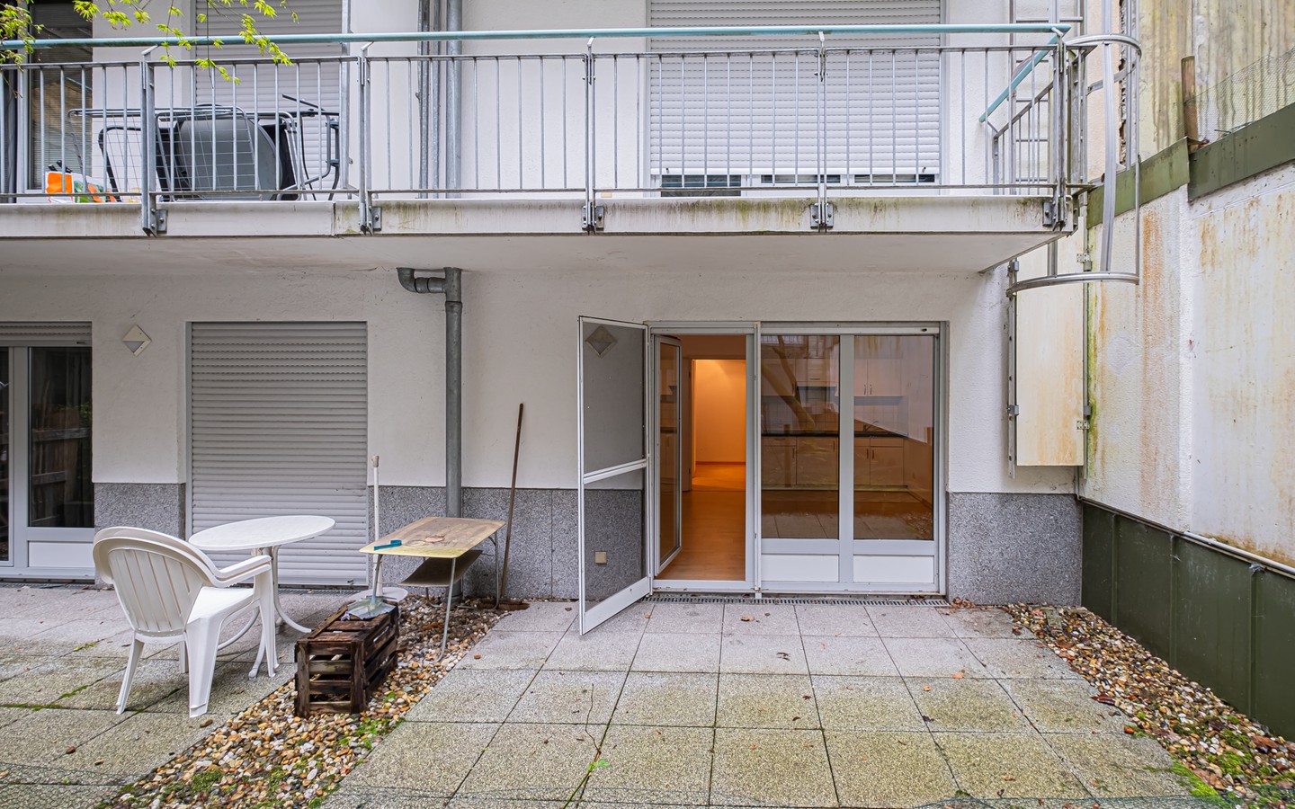 Terrasse - 1-Zimmer-Wohnung in der Heidelberger Altstadt mit Terrasse und Einbauküche