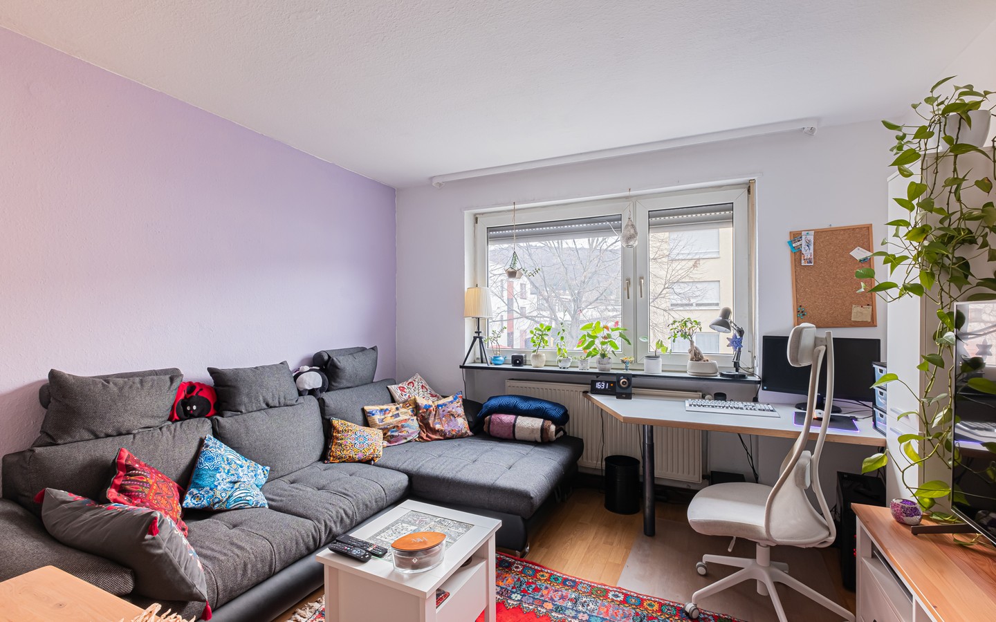 Wohnbereich - Gemütliche Zwei-Zimmer-Wohnung in zentraler Lage
Heidelbergs: Wohnen mit Komfort und Charme