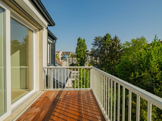Wohntraum in Handschuhsheim: Neugebaute 4-Zimmer-Dachgeschosswohnung mit 2 Balkonen und 2 Bädern - Ihr Immobilienmakler in Heidelberg